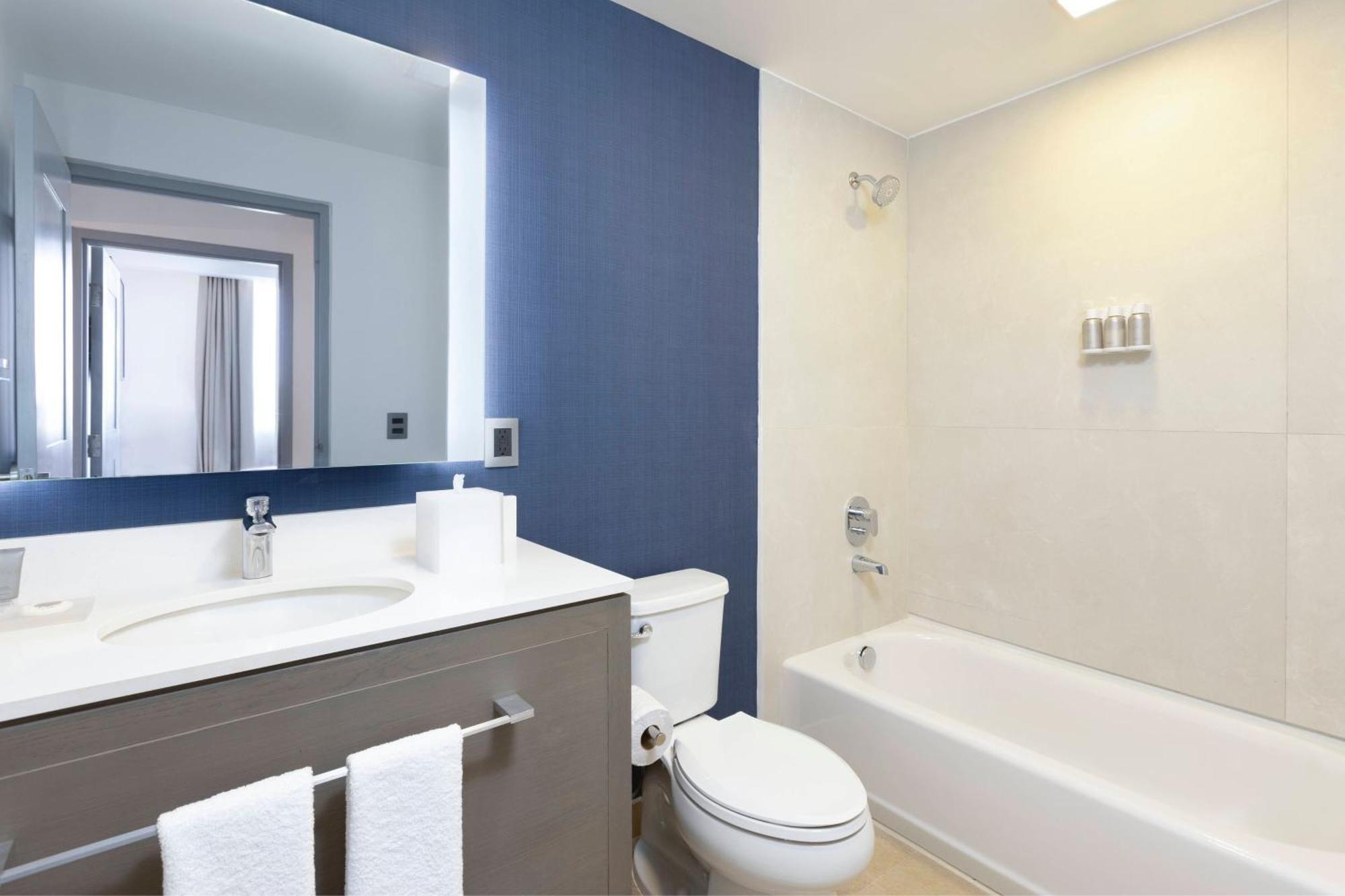 Residence Inn By Marriott Cancun Hotel Zone Exteriör bild