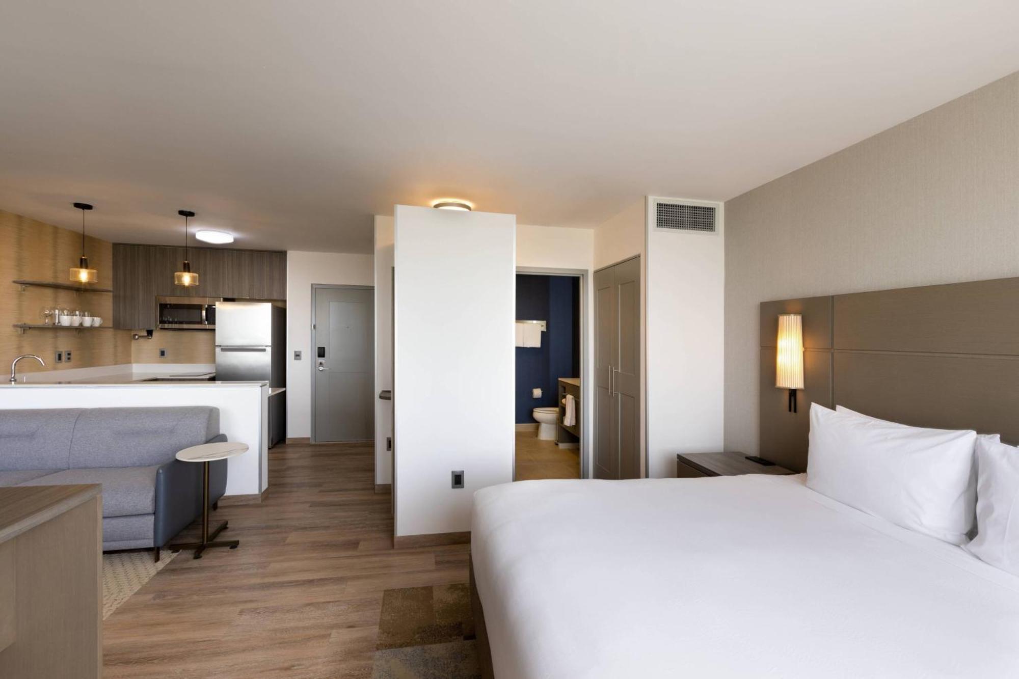 Residence Inn By Marriott Cancun Hotel Zone Exteriör bild