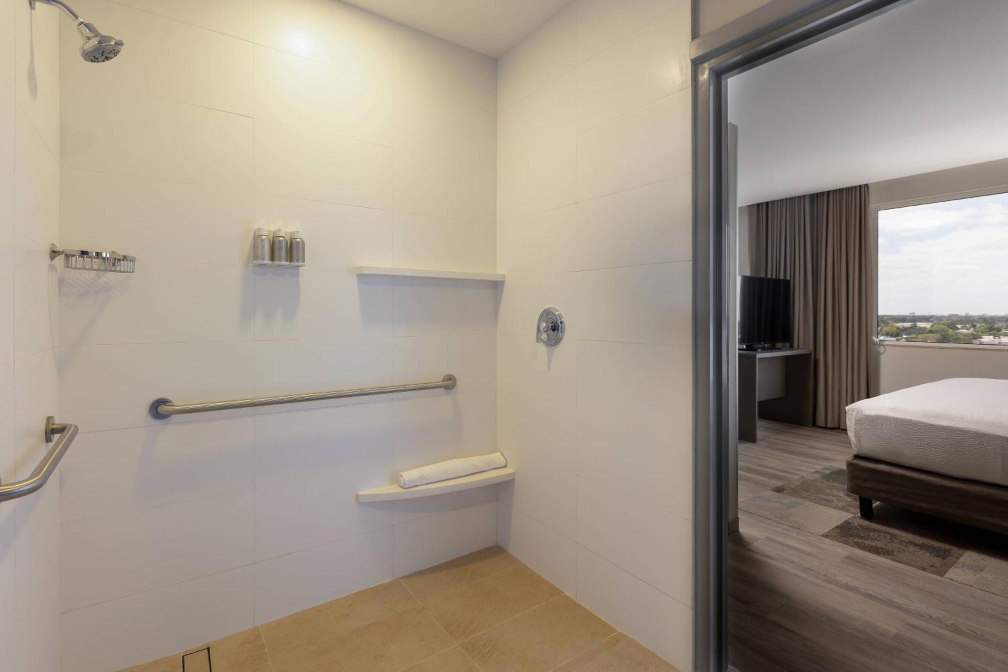 Residence Inn By Marriott Cancun Hotel Zone Exteriör bild